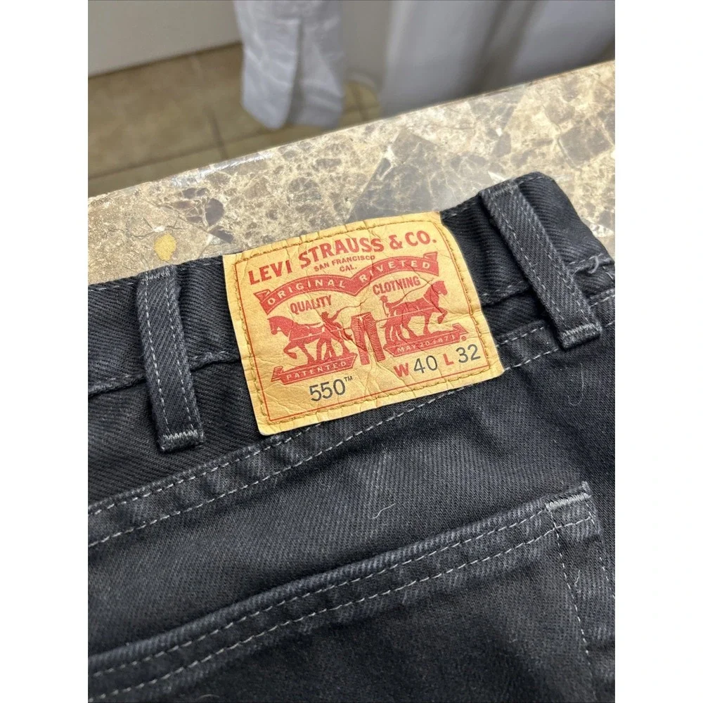 Levi's 550 mens Jeans Black Tag Size 40x30 Denim Straight